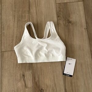 Nike Girls Swoosh Sports Bra Youth M White NWT Training BV1435